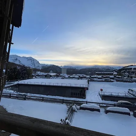 Royale By Mountainhouses Apartment